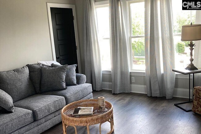 Building Photo - 821 Harborside Ln