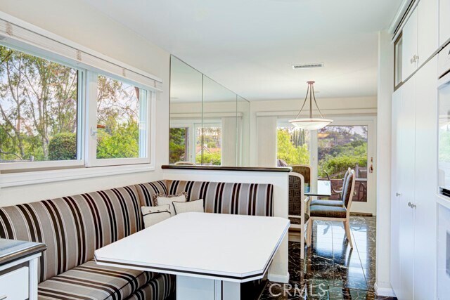 Building Photo - 5089 Ovalo