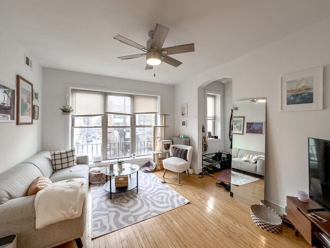 Building Photo - 2023 N Humboldt Blvd