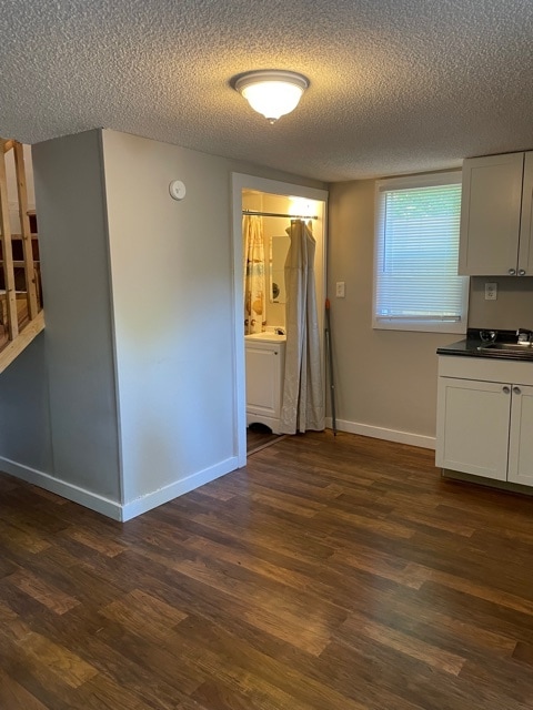 Building Photo - 736 Echles St