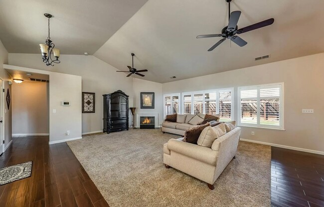 Building Photo - 3 BR 2.5 BA available soon