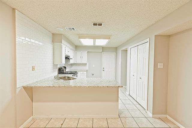 Building Photo - 1321 Overlook Dr