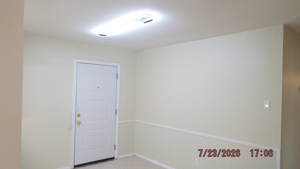 Building Photo - 4874 Castle Lance Dr