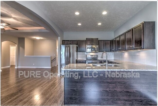 Building Photo - 16513 Heather St