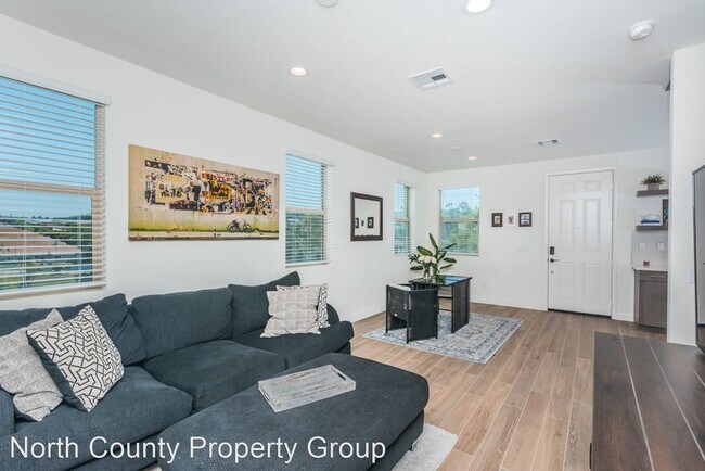 Building Photo - 4 br, 2.5 bath House - 2145 Solara Lane