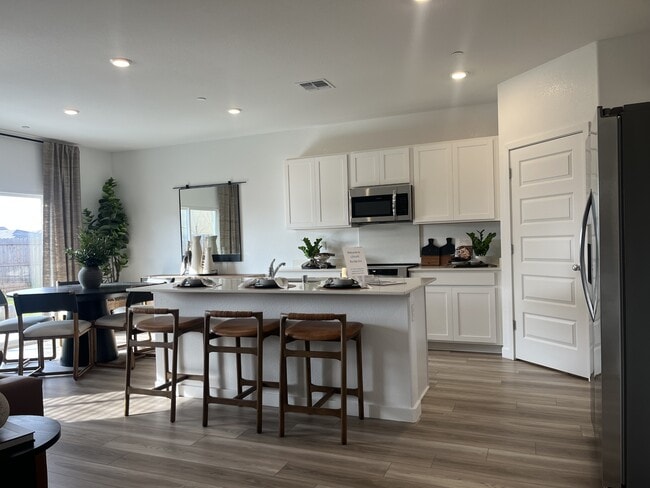 Building Photo - 1085 Silverado Wy