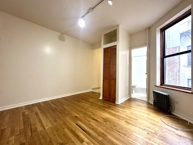 Floorplan - 3133 Broadway