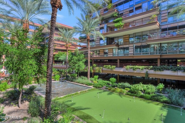 Building Photo - 7117 E Rancho Vista Dr