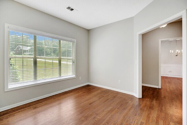 Building Photo - 75 Rock Mill Ct