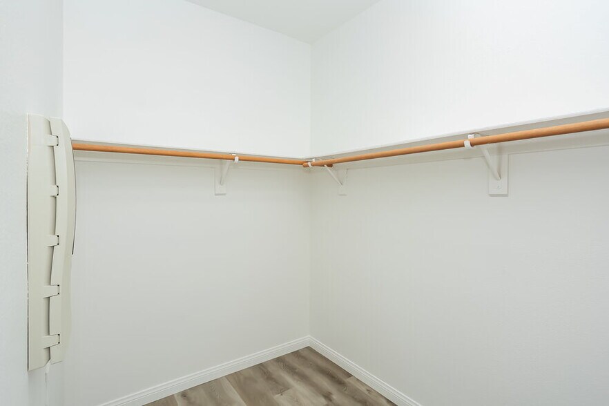 Building Photo - 5952 Post Mountain St