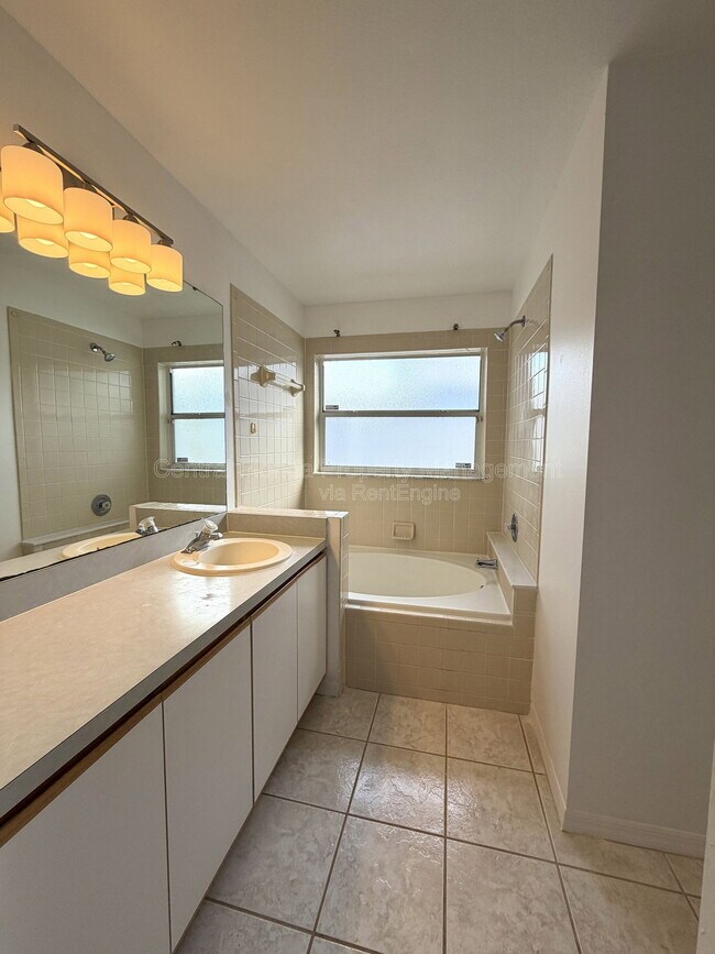 Building Photo - 9176 Fort Jefferson Blvd