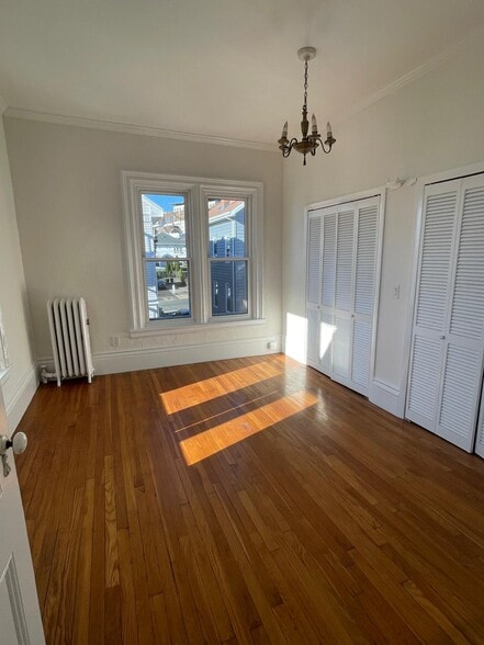 bedroom 1 - 6 George St