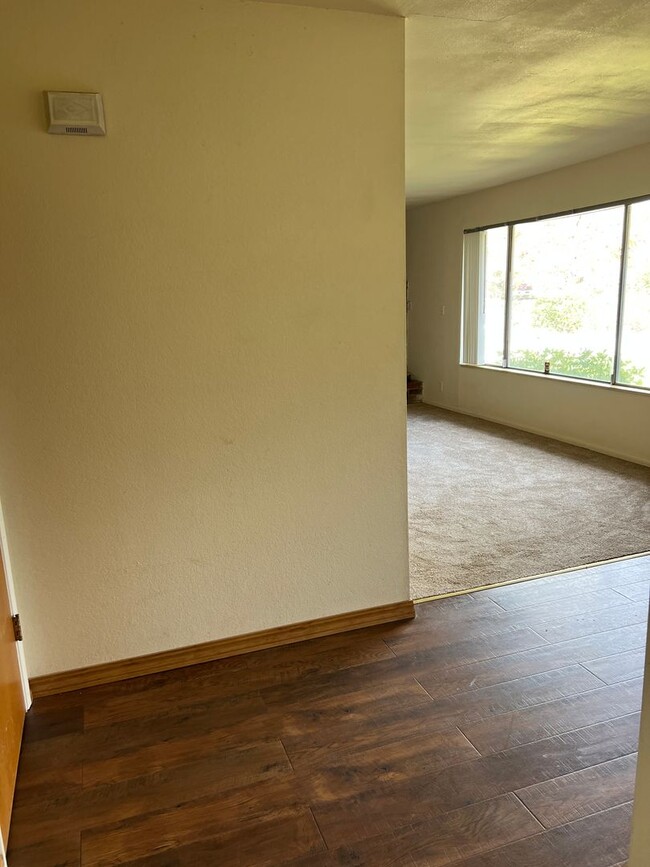 Building Photo - Wonderful Palo Cedro Neighborhood country ...