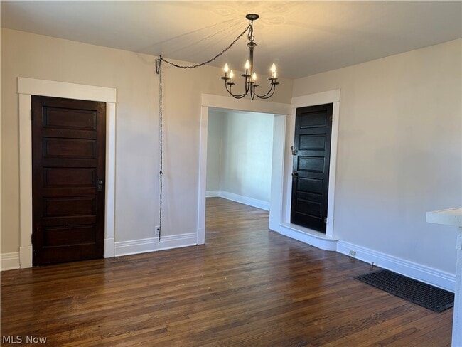 Building Photo - 110 S 8th St