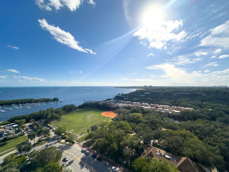 Building Photo - 2889 McFarlane Rd