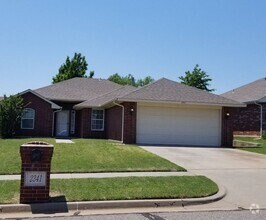 Building Photo - Beautiful 3 Bed 2 bath home!