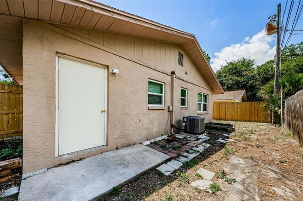 Building Photo - 1624 Coral Way