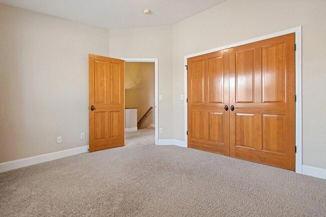 Building Photo - Cherry Creek Townhouse for rent!