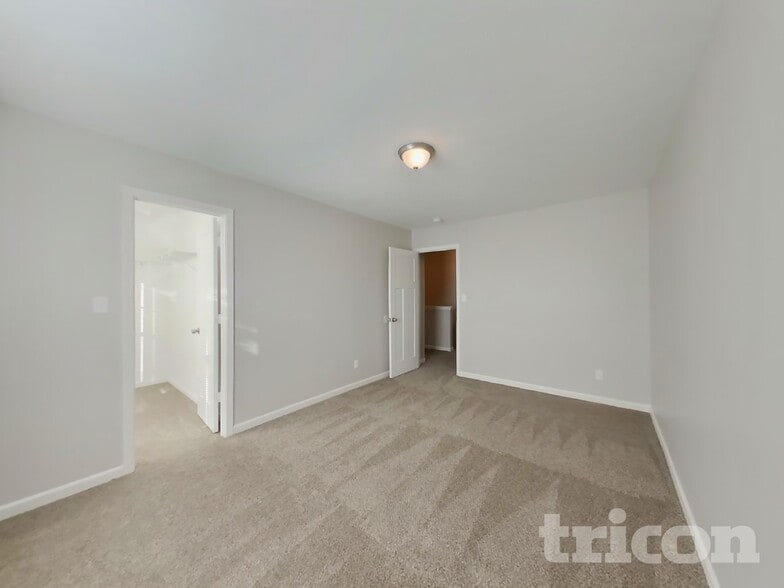 Building Photo - 926 Olmsted Ct