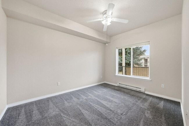 Building Photo - 22855 E Country Vista Dr