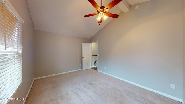 Building Photo - 105 N Aberdeenshire Dr