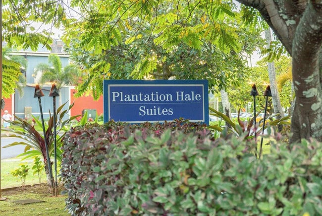 Building Photo - 525 Aleka Loop