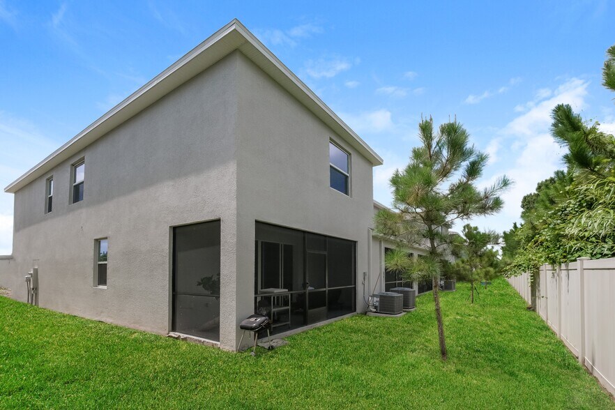 Building Photo - 11886 Stoneport Pl