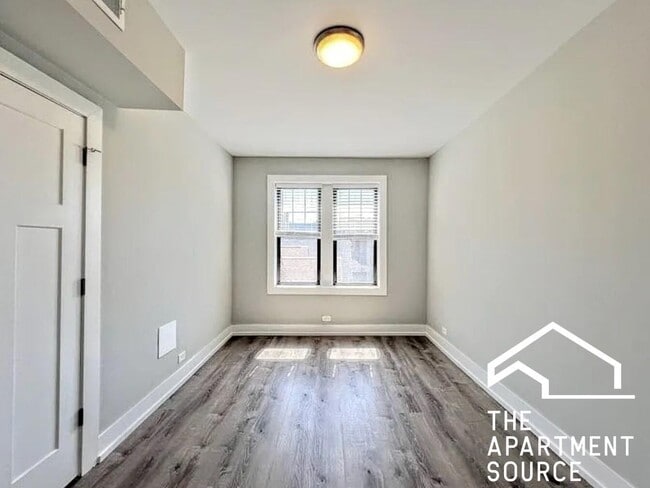 Building Photo - 1128 Maple Ave