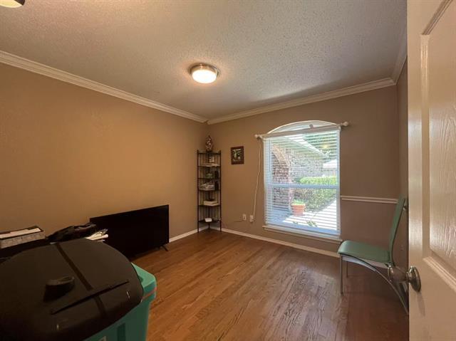 Building Photo - 3860 Beaumont Ln