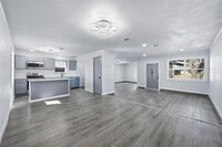 Building Photo - 3922 Rainier St