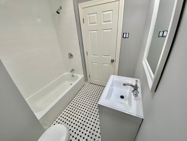 Building Photo - 4753 N 12th St