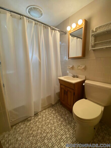 Building Photo - 62 Union St