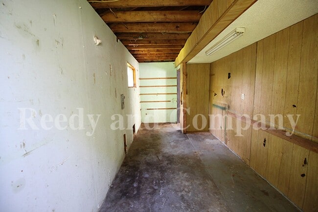 Building Photo - 5072 Cresser St