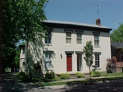 Building Photo - 112-114 E Warren St