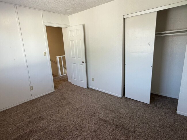 Building Photo - 3211 Opal Ct