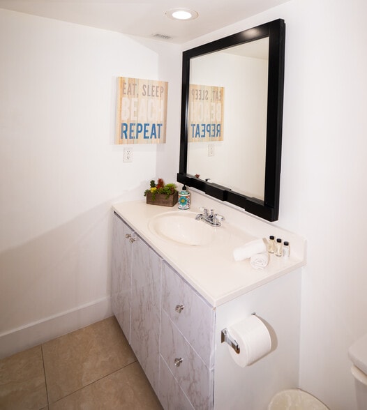 Building Photo - 19370 Collins Ave