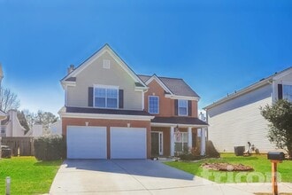 Building Photo - 722 Clairidge Oak Ct