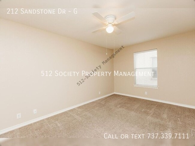 Building Photo - 212 Sandstone Dr