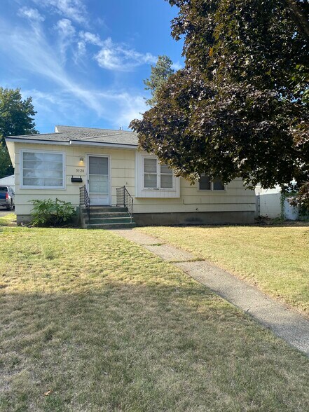 Building Photo - 3320 E 20th Ave
