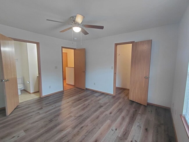 Building Photo - 20304 Skyview Dr