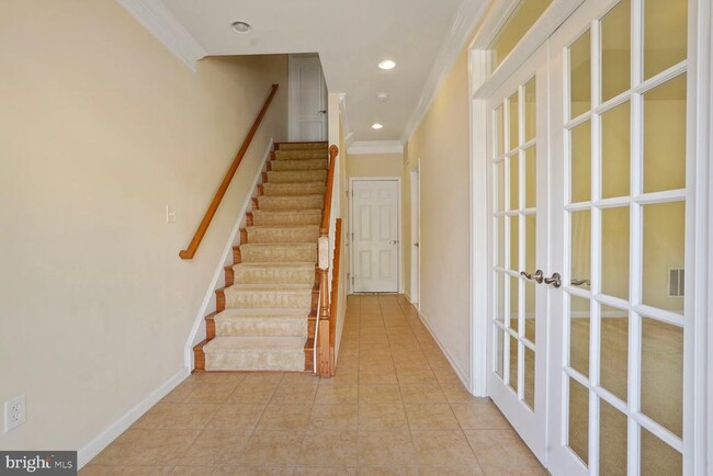 Building Photo - 42777 Hay Rd