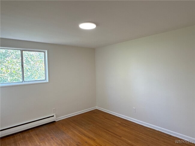 Building Photo - 130 Sanders Rd