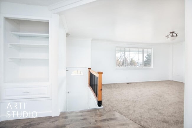 Building Photo - 457 N 750 E