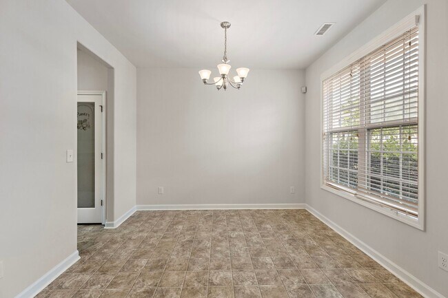 Building Photo - 3240 Warm Springs Ln