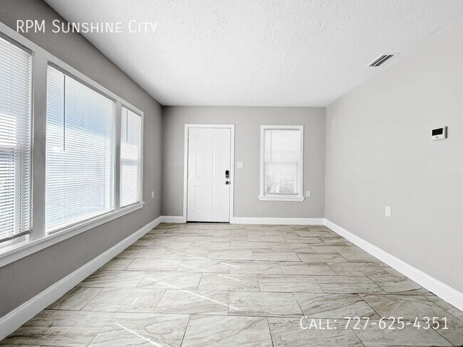 Building Photo - 56 44th Ave