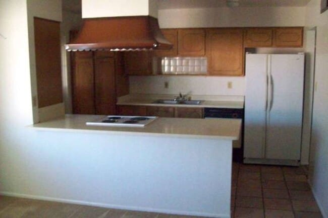 Building Photo - Spacious 3-Bedroom Home in Tempe