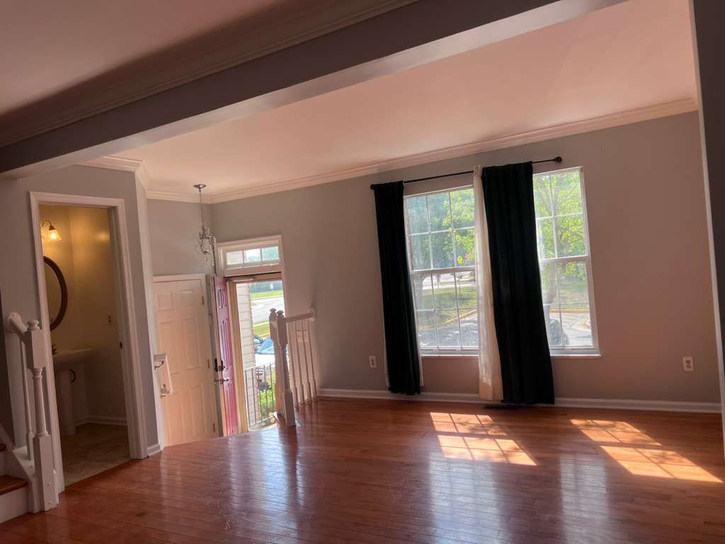 Building Photo - 6205 Abbottsbury Row