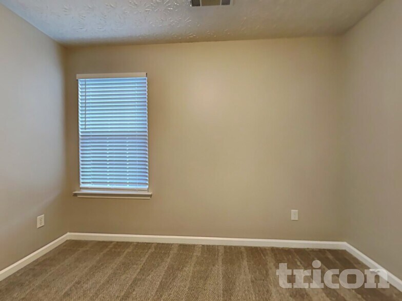 Building Photo - 1206 Seagull Way