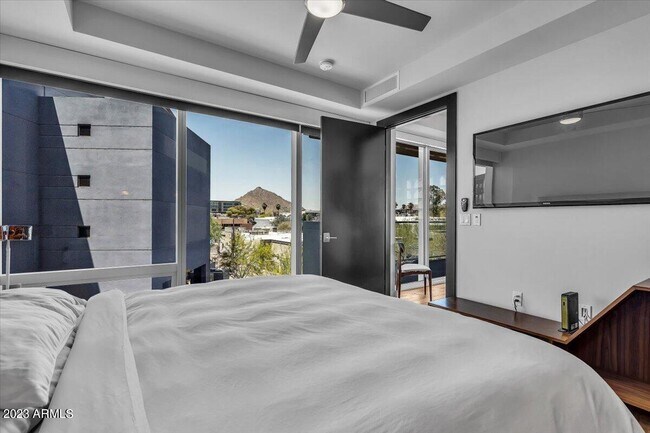 Building Photo - 4422 N 75th St