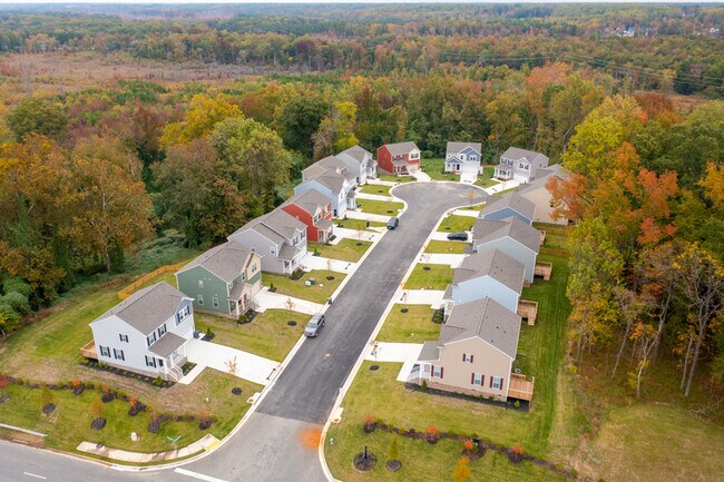 Building Photo - 317 Northfield Hts Ln